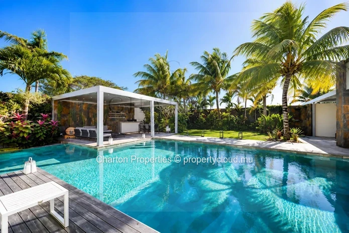 Villa contemporaine de 4 chambres avec bureau et jardin paysager - Grand Baie