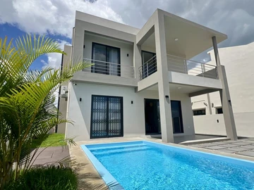 4 Bedroom Villa