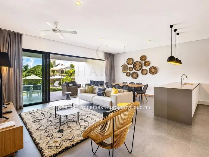 Elegant 3-bedroom apartment with en-suite bathrooms, a terrace, and exclusive amenities in Grand Gaube