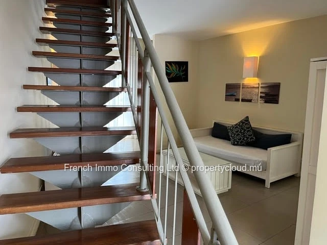 Appartement de 2 chambres en vente aux etrangers (Trou aux biches 50M de la plage) 