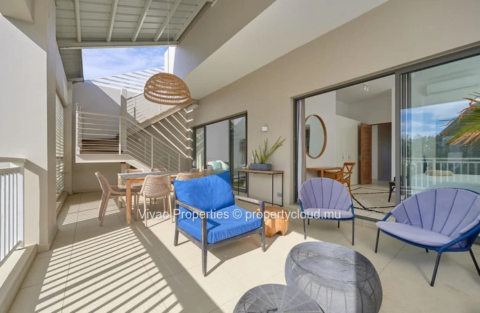 Luxurious furnished apartment in Péreybère with rooftop pool and sea view - Ideal investment for foreigners - €715,000