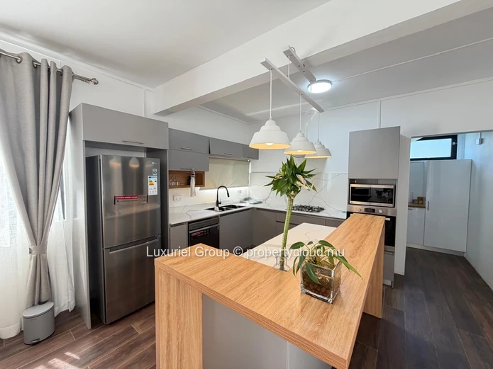  Contemporary Villa for Long-Term Rent in Grand Baie
