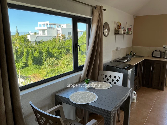 Rooftop Studio with Stunning Lagoon Views for Rent in Calodyne