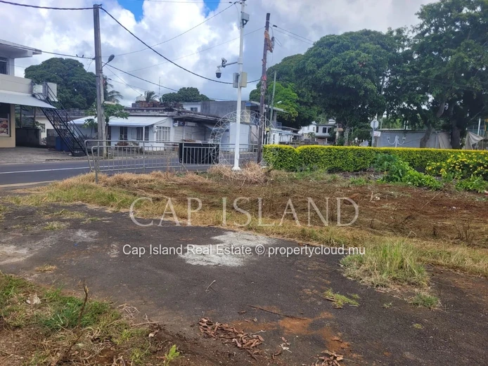 Prime Commercial Land for Sale – Belle Vue Maurel
