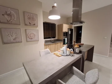 3 Bedroom Townhouse, Duplex