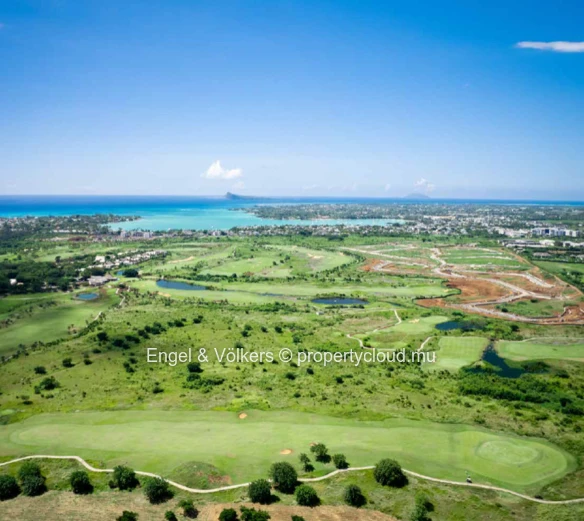 La Pointe Phase 3 – Elegant 2-Bedroom Apartment near Mont Choisy Beach