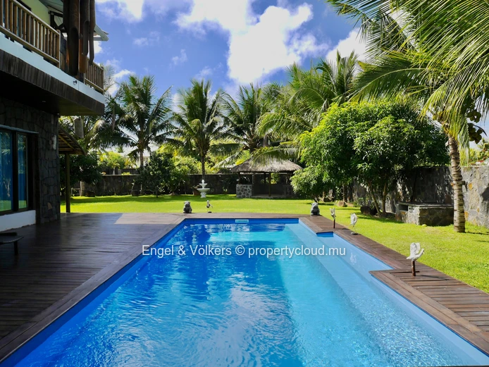 Exceptional 4-Bedroom Villa for Rent in Poste de Flacq