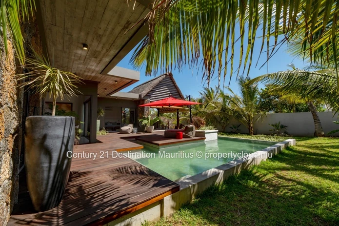 A Vendre - Nord - Villa 4 Chambres | Piscine Avec Ilot Et Gazebo | Petit Raffray | Accessible Aux Etrangers Res