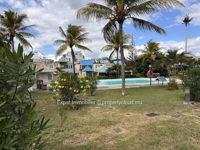 Charmant Duplex En Residence Securisee Avec Piscine & Tennis - Grand Baie