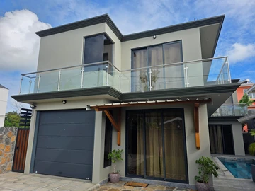 4 Bedroom Villa