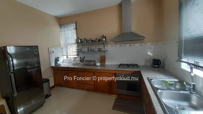 Apartment for sale in Rose-Hill - Spacious and bright 