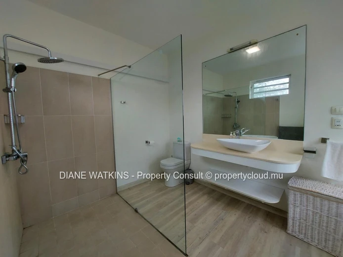 Appartement de 3 chambres à coucher à louer à Floreal