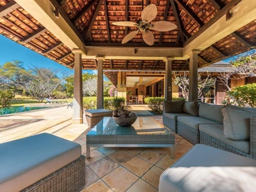 4 Bedroom Villa