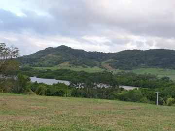 <br/>Desirable Large Block of Land with Superb Mountain and Sea Views! Superb Luxury, Surprisingly Affordable!