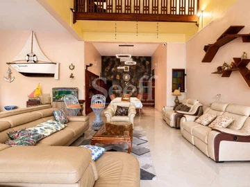 7 Bedroom House