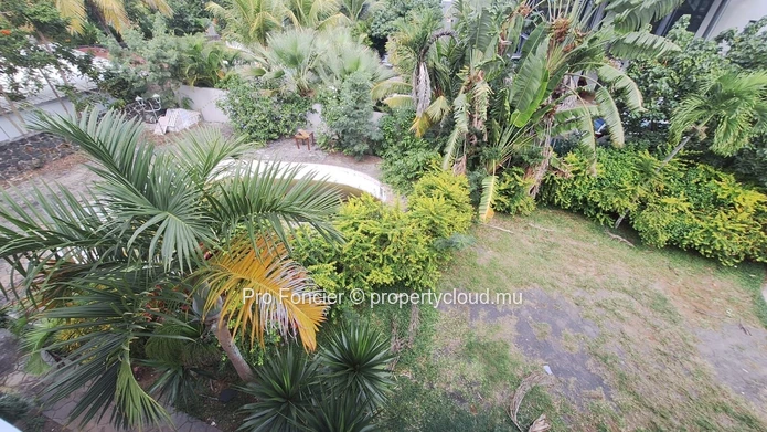 Apartment for rent in Grand-Baie - Bright and Charming on the 1st Floor in a Well-Kept Residence