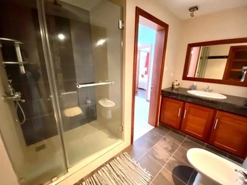 Townhouse, Duplex de 5 Chambres