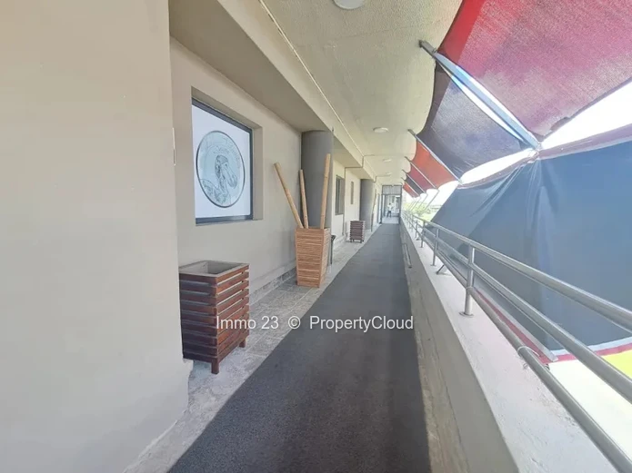 Commercial Space - 15m2 - Curepipe - Ref. EM95232LO