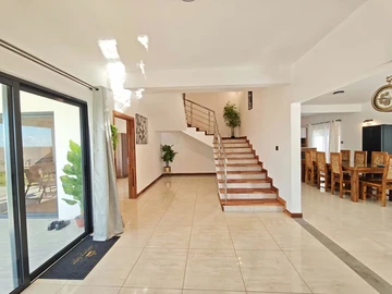 4 Bedroom Villa