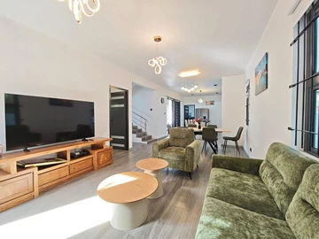 4 Bedroom Villa