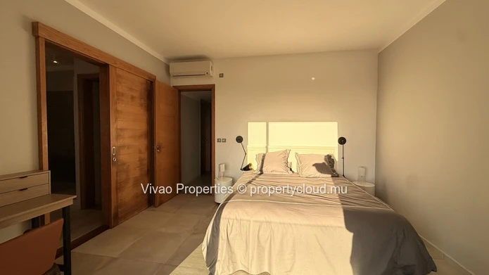 Appartement de luxe de 5 chambres en suite à louer à Balaclava - 150 000 Rs par mois