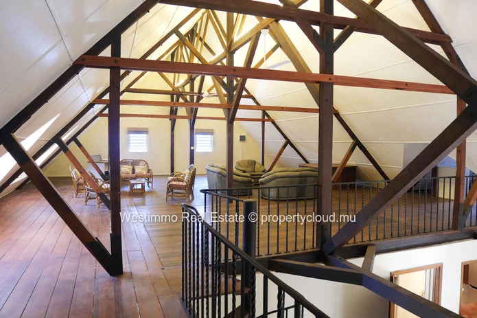 Villa coloniale 4 chambres à louer à Rivière Noire