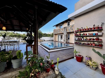 4 Bedroom Villa