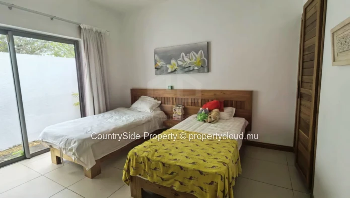 Modern 3-Bedroom Villa with Pool & Bali-Style Retreat in Pointe aux Piments