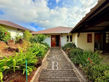 4 Bedroom Villa