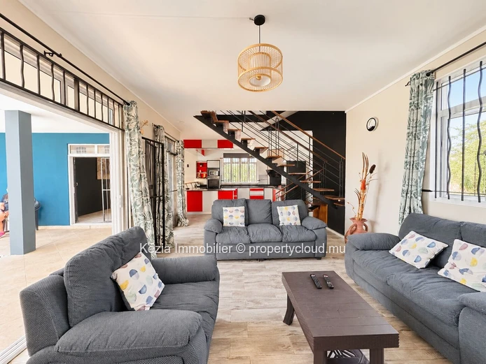 Villa Familiale Aux Beaux Volumes