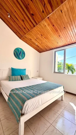 Tropical Comfort Meets Modern Living – Duplex Villa in Pointe aux Canonniers