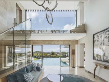 5 Bedroom Villa