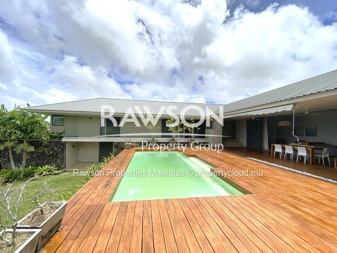 4 Bedroom Villa | Secure Residence | Mountain View | Piton