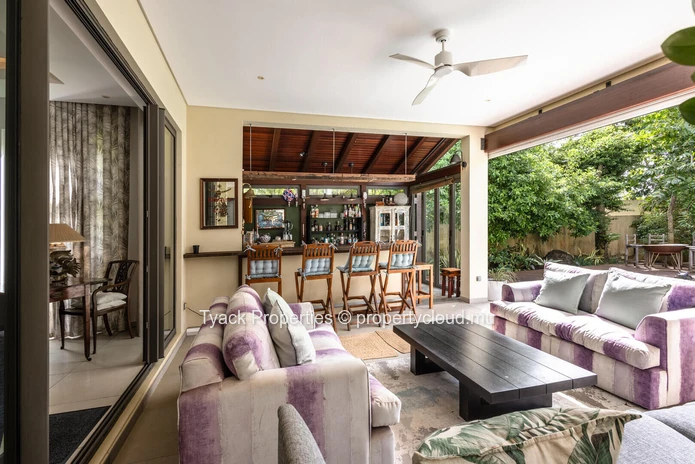 3-Bedroom PDS Villa with Private Pool and Office in Mauritius