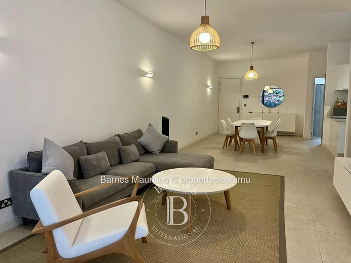PEREYBERE - Modern garden Apartment with Beach Access - 3 Bedrooms