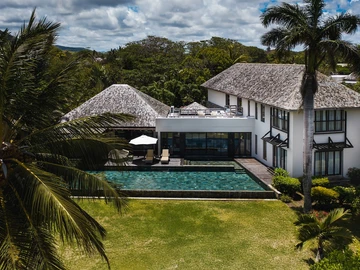 5 Bedroom Villa