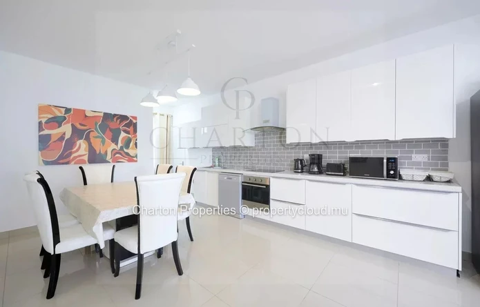 Appartement 3 chambres avec piscine à quelques minutes de la plage de Péreybère