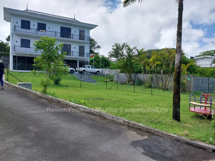 5,000m² Building For Sale in Curepipe