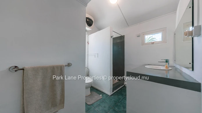 Charmante duplex de style cottage avec piscine privée et vue sur les montagnes