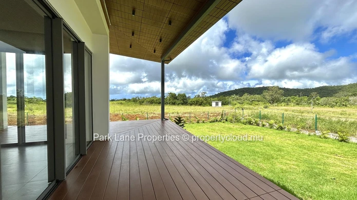 Élégante villa de 3 chambres à louer dans un domaine de golf