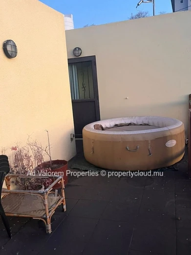 À VENDRE –  Maison à étage - Coromandel