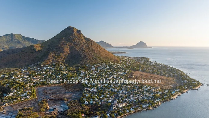 Premium Commercial & Office Spaces for Rent in Secure Business Hub