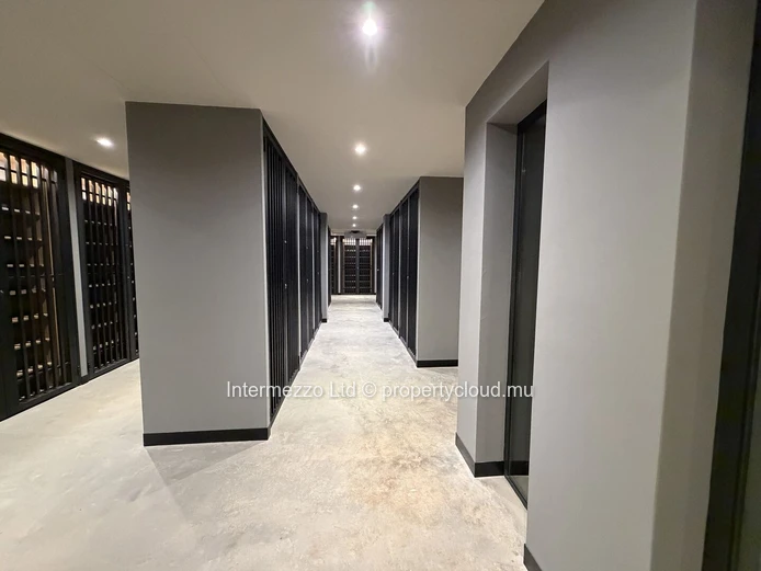 Appartement RDC 4 chambres en suite, parc privé à Belle Vue — Accessible aux étrangers