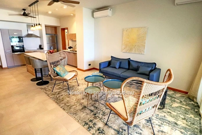 Appartement chic de 3 chambres en résidence sécurisée face à la plage