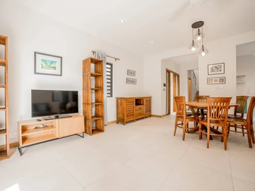3 Bedroom Townhouse, Duplex