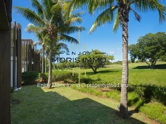 Luxury Apartment in Mont Choisy with Pool & Golf Access