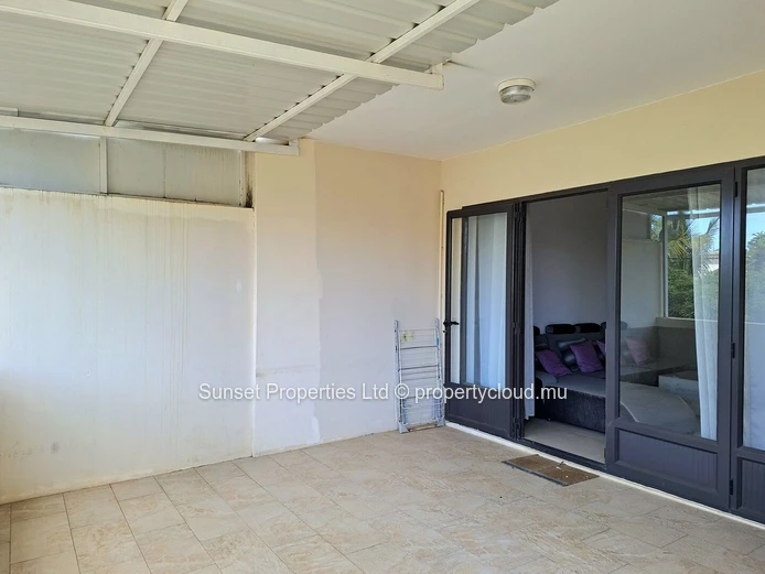 Apartment | 3 bedrooms | Shaded terrace