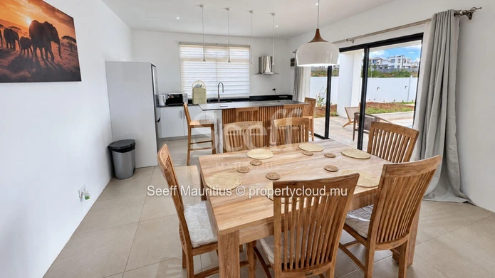 Coastal Luxury Meets Modern Elegance