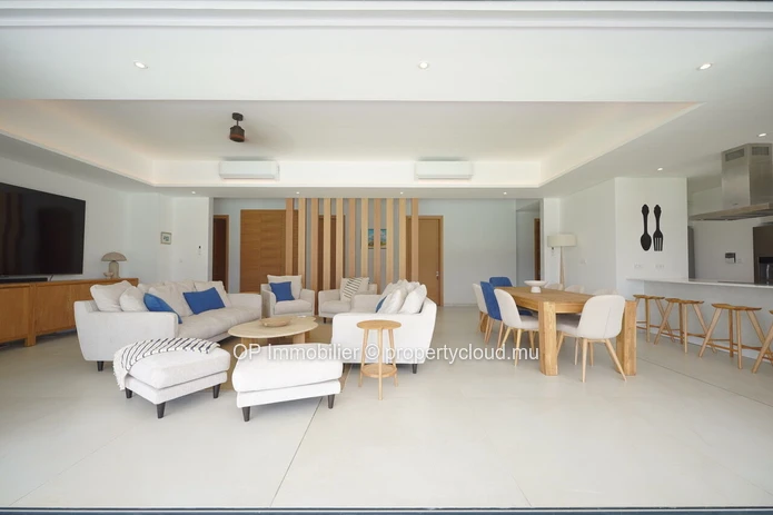 Appartement 3 chambres de 225 m² avec piscine à vendre à Grand Baie