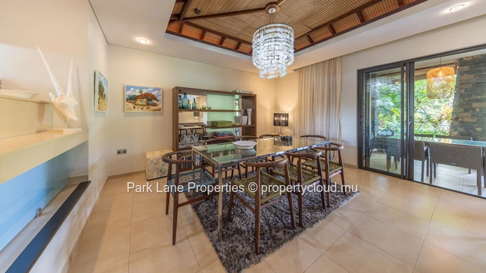 Appartement au rez-de-chaussée idéalement situé avec vue sur le parcours de golf